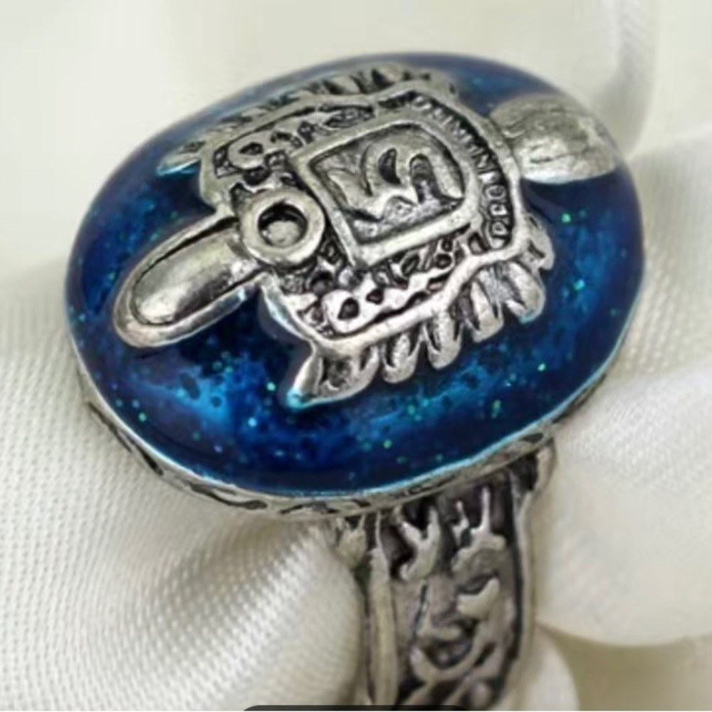 Stefans daylight ring from The Vampire Diaries
